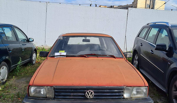 Volkswagen Passat, 1986