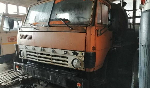 Автобетоносмеситель на базе КАМАЗ 5511, 1991