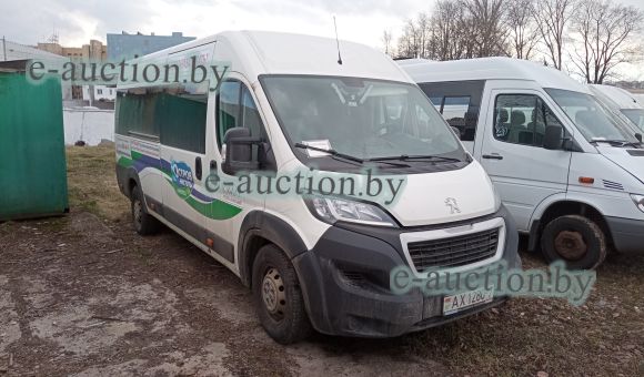 Peugeot Boxer RSBUS B35C15, 2020
