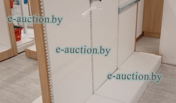 Стеллаж тройной с металлическими держателями