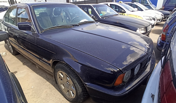 BMW 520i, 1990