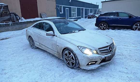 Mercedes-Benz E200, 2010