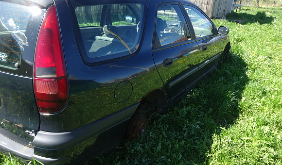 Renault Laguna, 2000