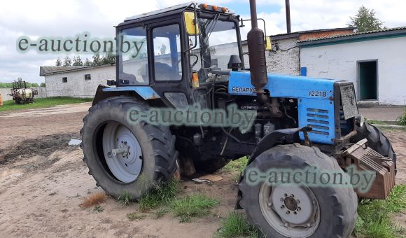 Трактор Беларус 1221В, 2005
