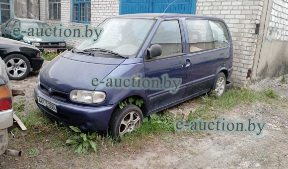 Nissan Serena, 1997