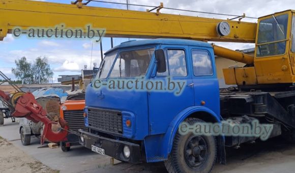 Грузовой специальный автокран МАЗ 5334, 1990