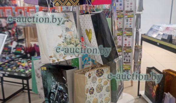 Стеллаж вращающийся с крючками №96