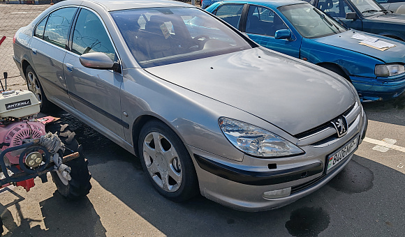 Peugeot 607, 2000