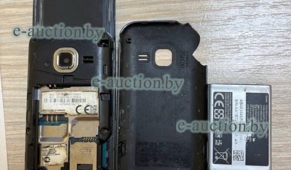 Мобильный телефон Samsung DUOS слайдер