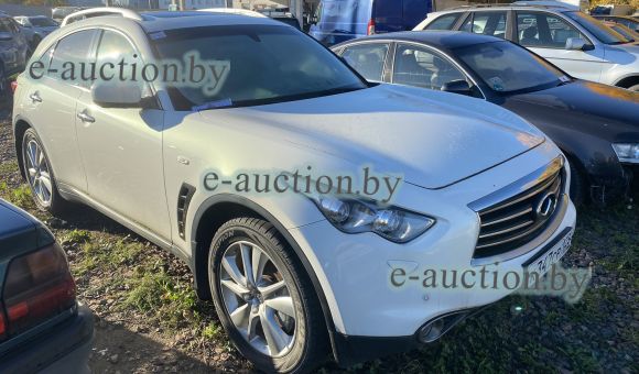 Infiniti FX37 