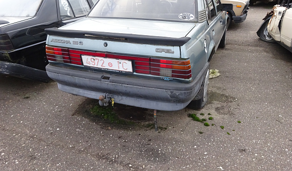 Opel Ascona, 1986