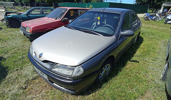 Renault Laguna, 1995