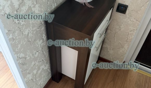 Тумбочка