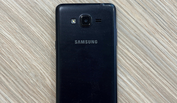 Мобильный телефон SAMSUNG j2 prime