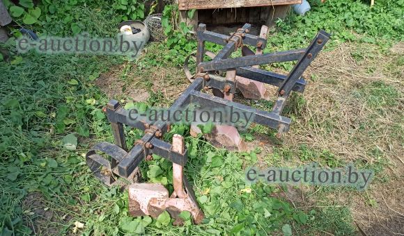 Окучник трёхкорпусный