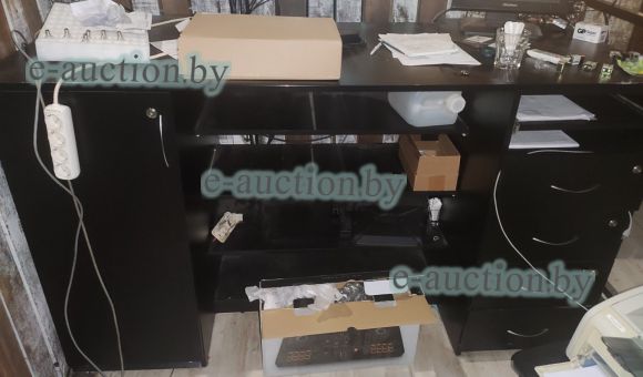 Стол-ресепшн высокий №21