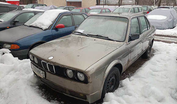 BMW 318i, 1987