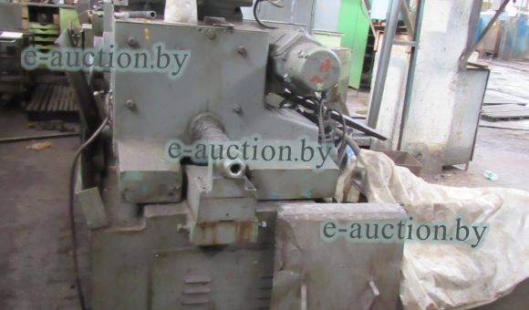 Станок круглошлифовальный  3М184