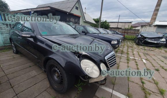 Mercedes-Benz E270, 2002