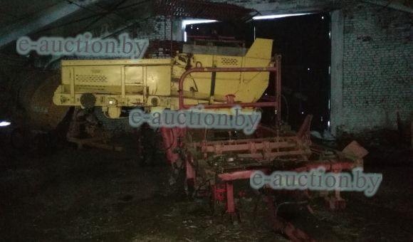 Полуприцепной картофелеуборочный комбайн ПКК-2-02