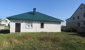 Здание неустановленного назначения в д. Гирово (Барановичский район)