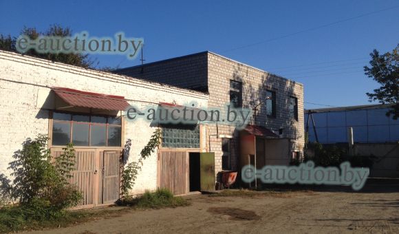 Двухэтажное кирпичное производственное здание с пристройкой гаража в г. Гомеле, площадью 631м²