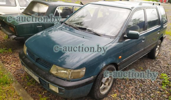 Mitsubishi Space Wagon, 1997