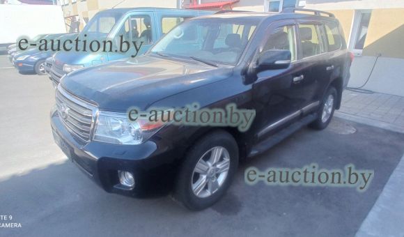 Toyota Land-Cruiser 200, 2015