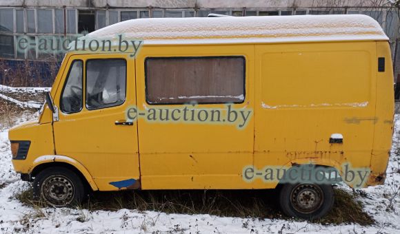 Mercedes-Benz 210D, 1994