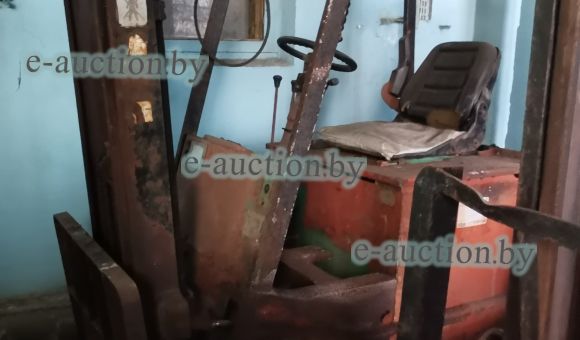 Электропогрузчик грузоподъемностью 1000 кг