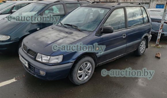 Mitsubishi Space Runner, 1997