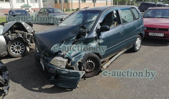 Mitsubishi Space Star, 2001