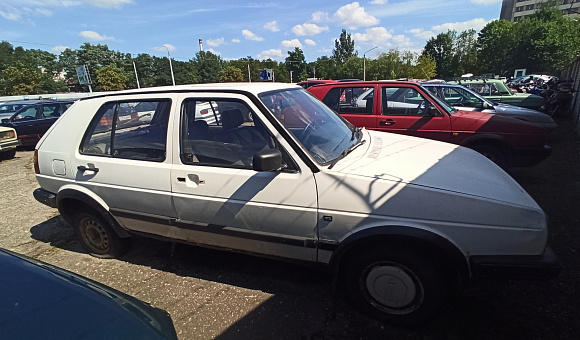 Volkswagen Golf, 1988