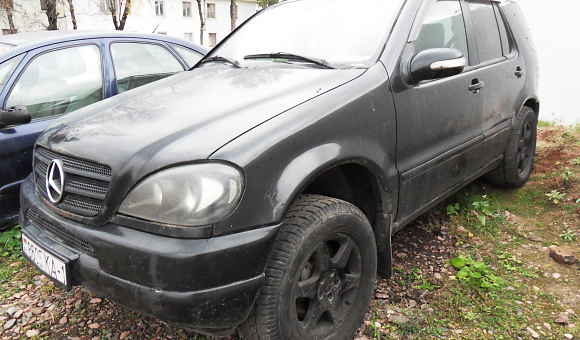 Mercedes-Benz ML 270