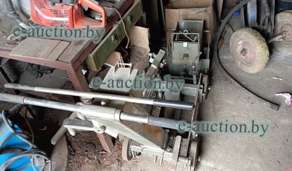 Машина дорожная разметочная ручная "Шмелек ХП"