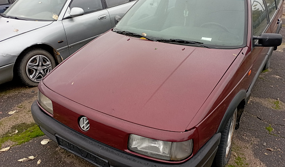 Volkswagen Passat, 1989