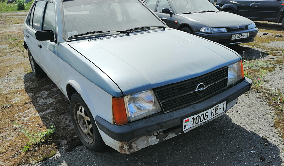 Opel Kadett, 1984