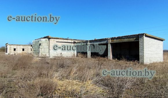 Здание для сельскохозяйственной техники вблизи д. Мглё (Смолевичский район), площадью 369.8 м²