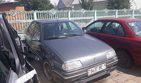 Renault 19, 1990