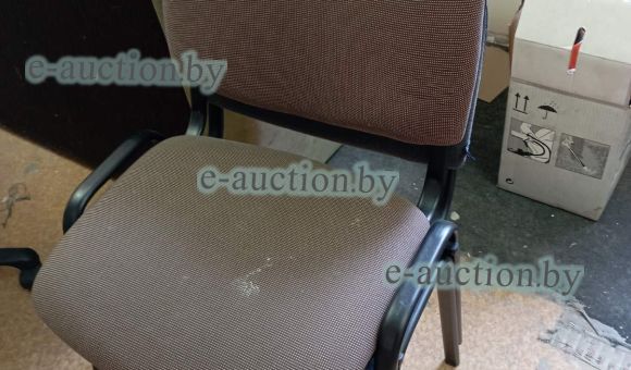 Стул офисный