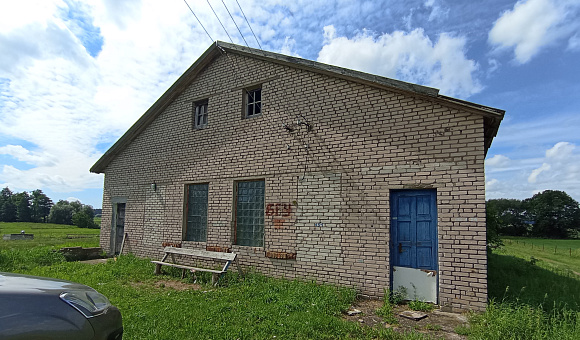 Здание бани в д. Кухтичи (Узденский район), площадью 173.6 м²