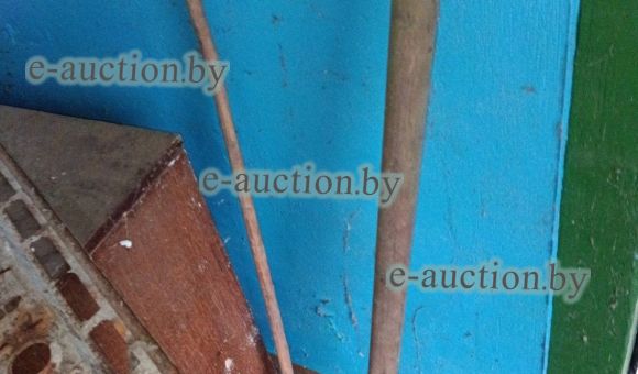 Лопата совковая с черенком 