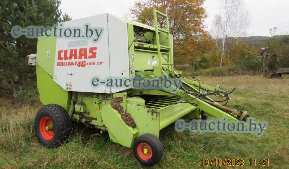 Пресс-подборщик рулонный Claas Rollant 46