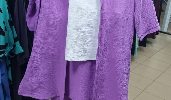 Брючный костюм, женский (тройка)  фиолетово-белый