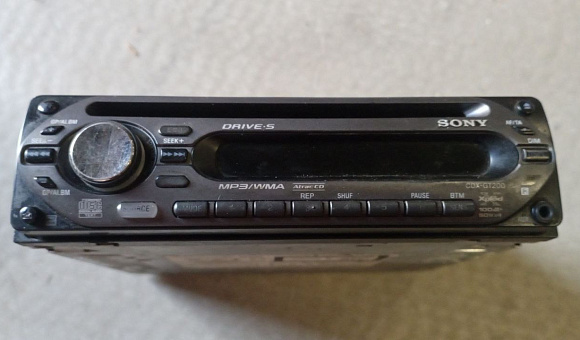 Автомагнитола Sony CDX-GT2000