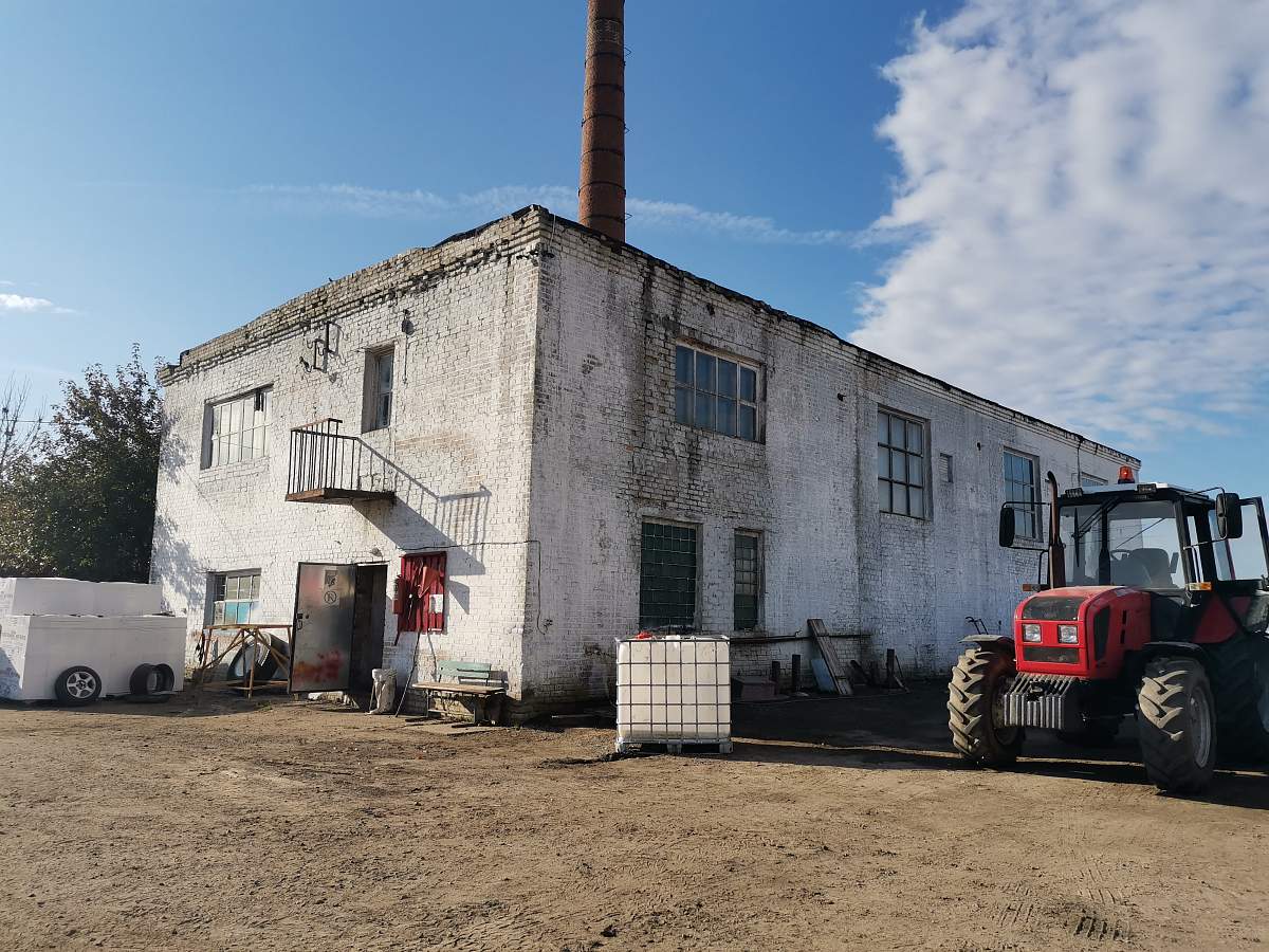 Купить Мастерская для ремонта сельхозтехники в г. Кричеве, площадью 357.9м²